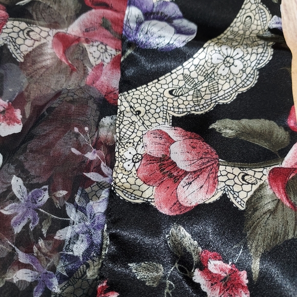 Victoria's Secret vintage sheer floral robe OS - Picture 9 of 9